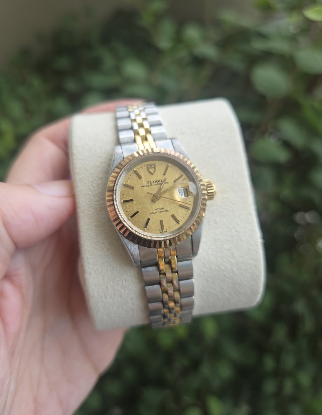 Tudor Princess Date 26mm 18K Gold Rare Linen Dial Ref 92413