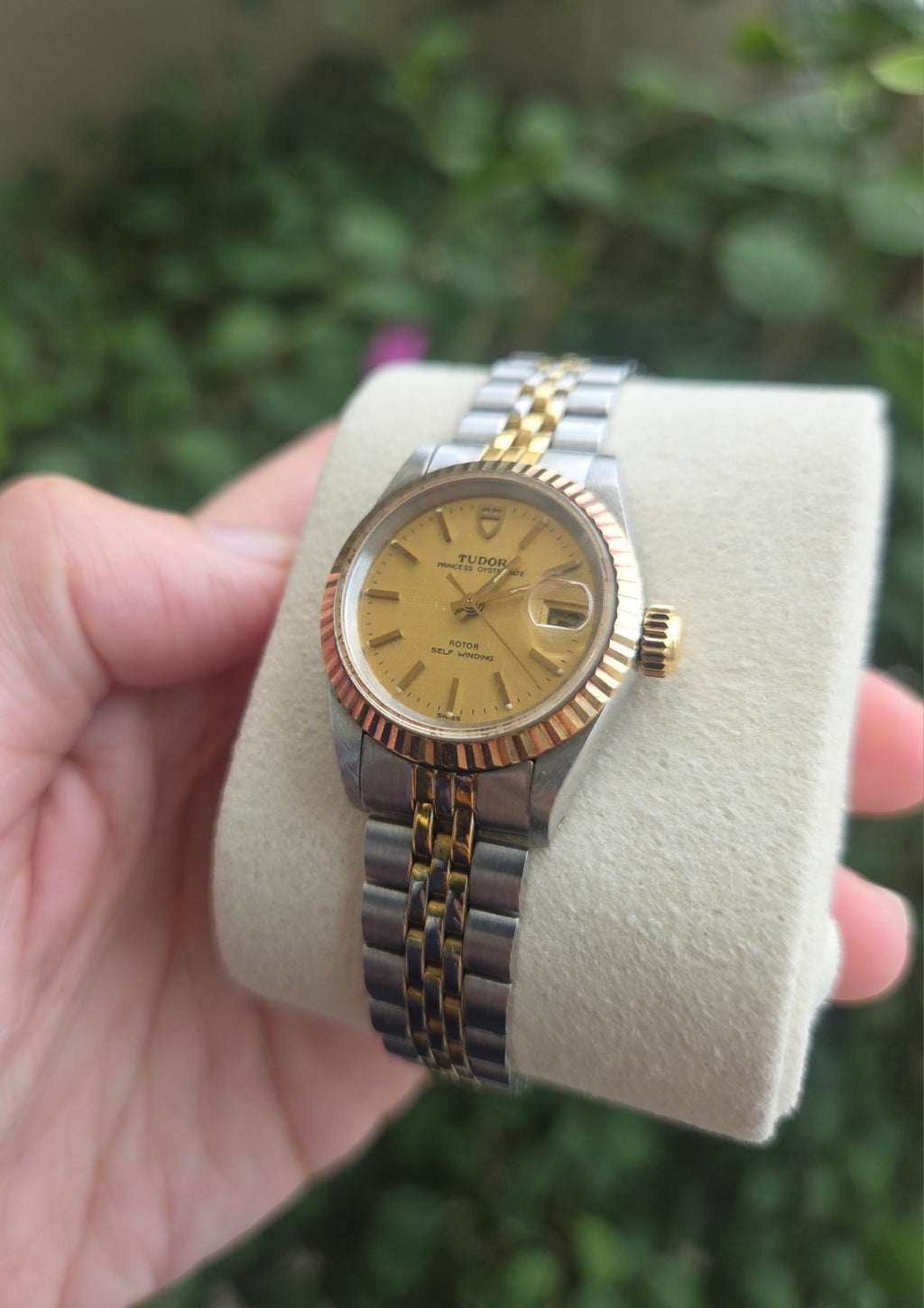 Tudor Princess Date 26mm 18K Gold Rare Linen Dial Ref 92413
