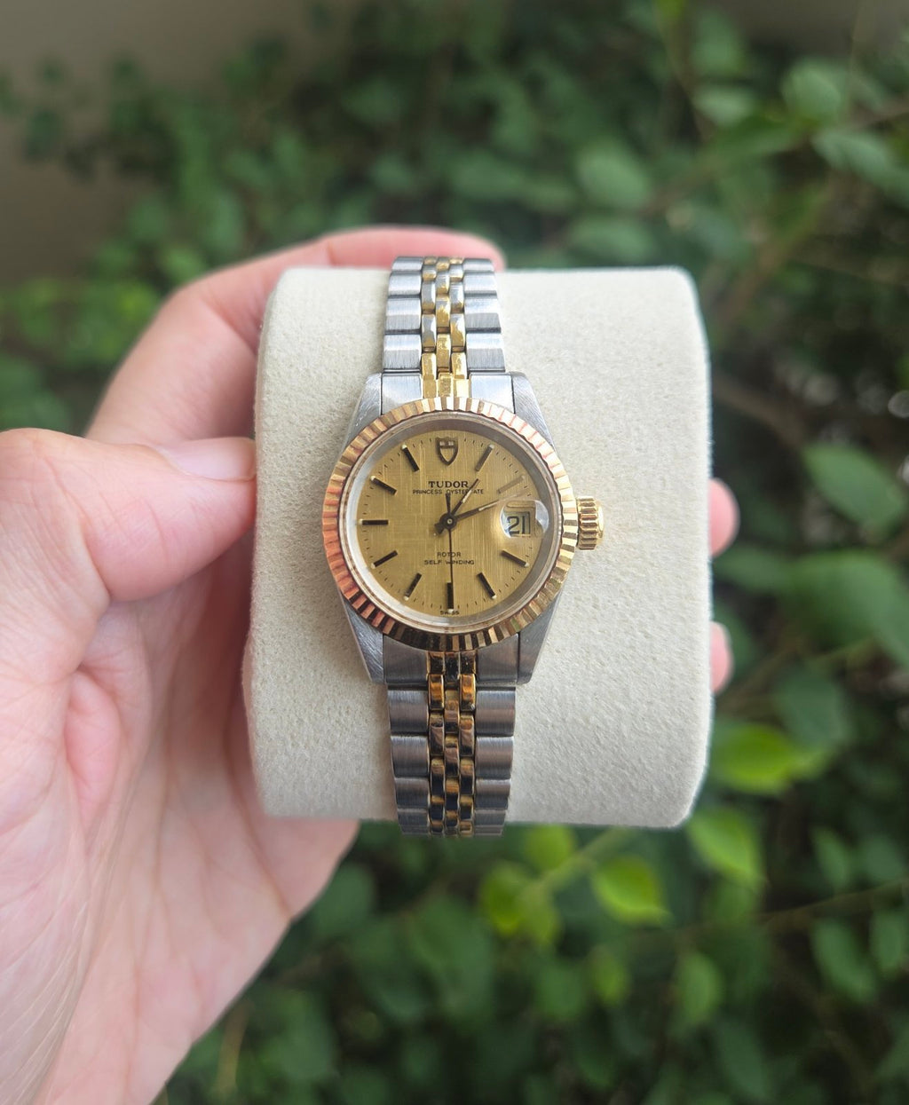 Tudor Princess Date 26mm 18K Gold Rare Linen Dial Ref 92413