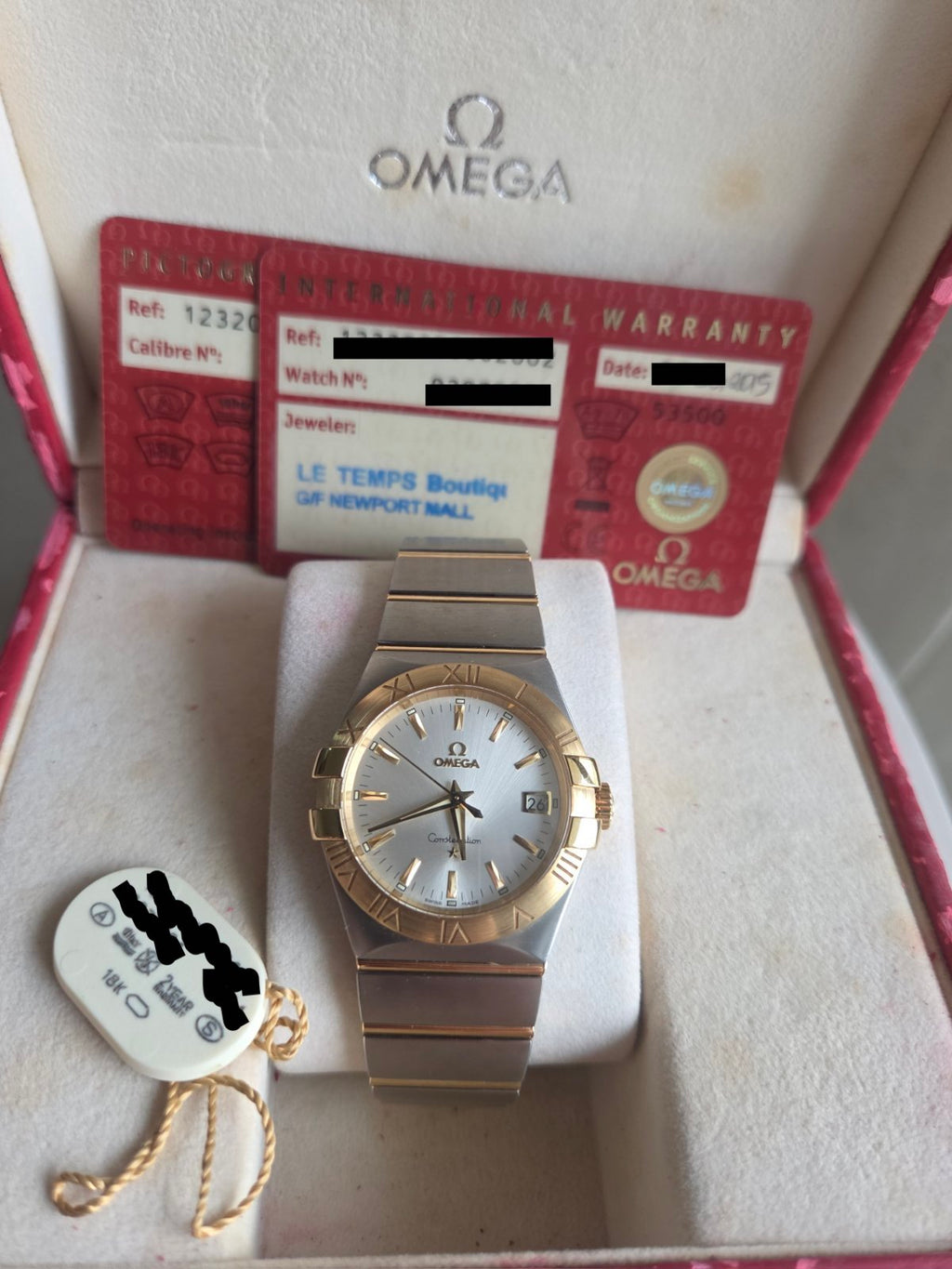 Omega Constellation Quartz 35mm 18k Gold and Silver Dial