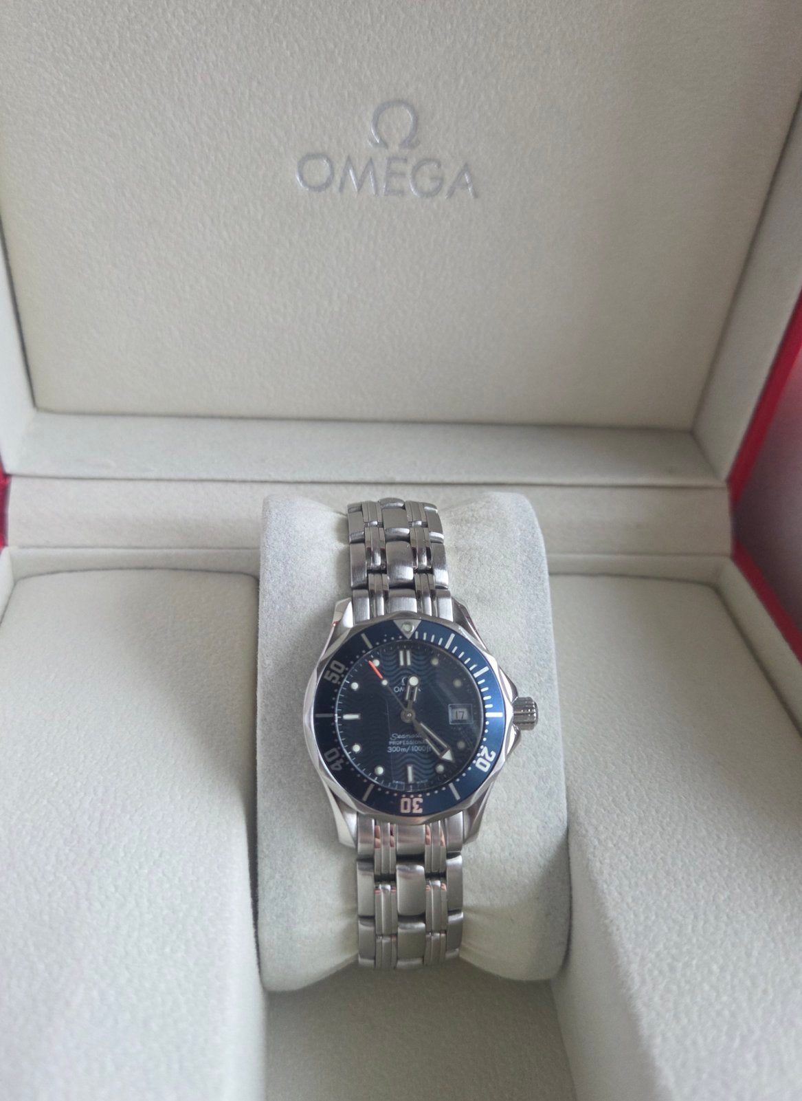 Omega Ladies Seamaster Diver Blue Watch 29mm
